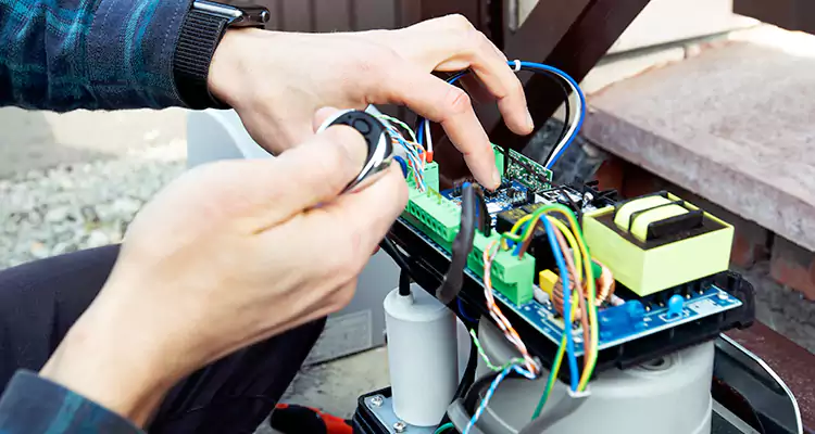 Automatic Driveway Gate Repair in Haines City, FL