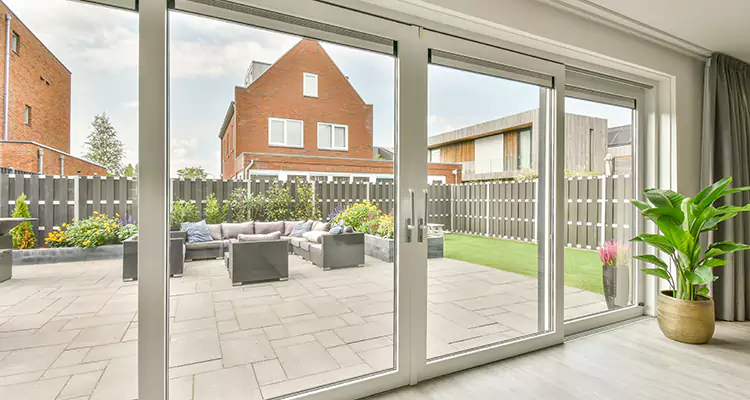 Best Sliding Screen Door Replacement Company in Haines City, FL