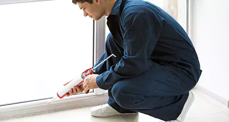 Window Glass Caulk Repair in Haines City, FL
