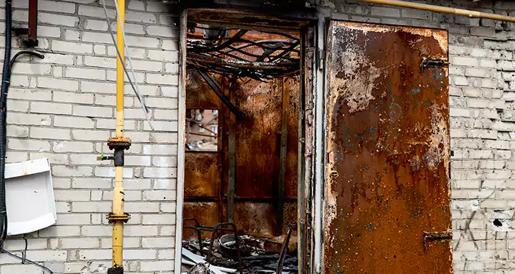 Metal Door Rust Repair in Haines City, FL