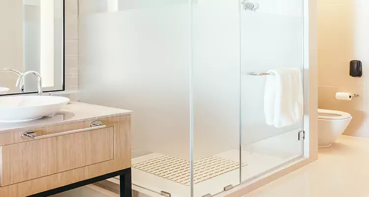 Expert Shower Door Fix and Repair in Haines City, FL